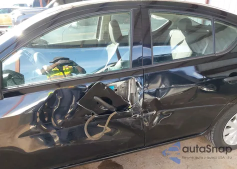 2016 Nissan Versa 1.6 S z USA, uszkodzony, nr VIN 3N1CN7AP9GL856450